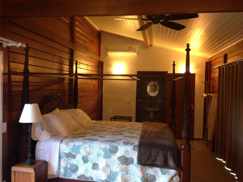 Casa Da Ilha Do Mel - Pousada De Charme Quarto foto